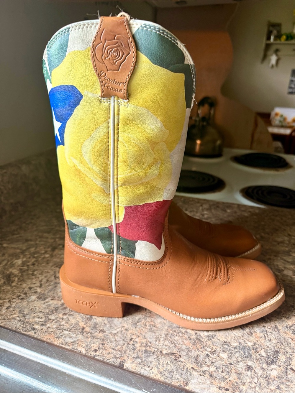 🌼🥀Olivia Bennett Twisted X- Yellow Rose Leather Pull-On Western cowgirl Boots 🌼🥀